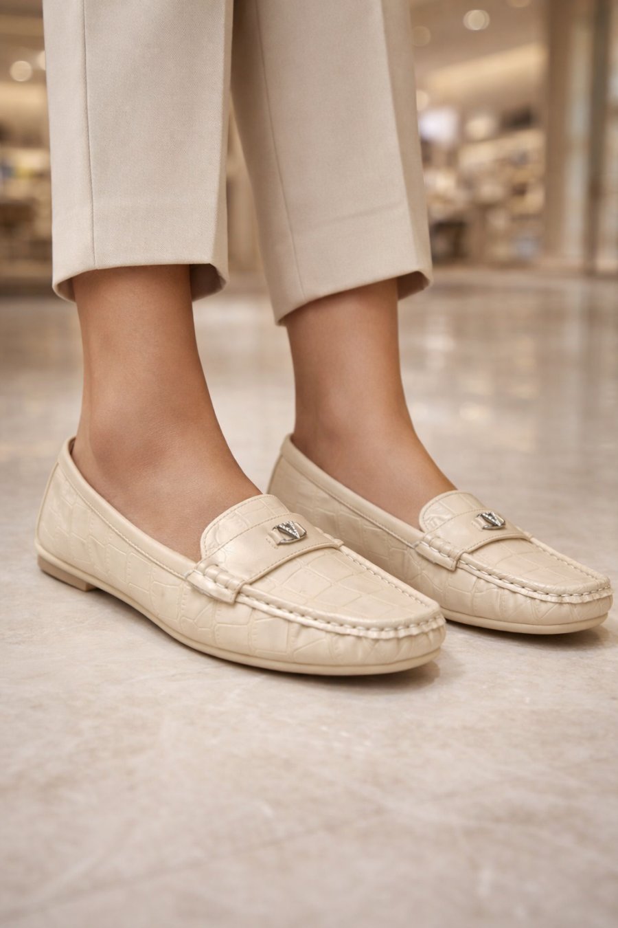 Women Shoes - LA020