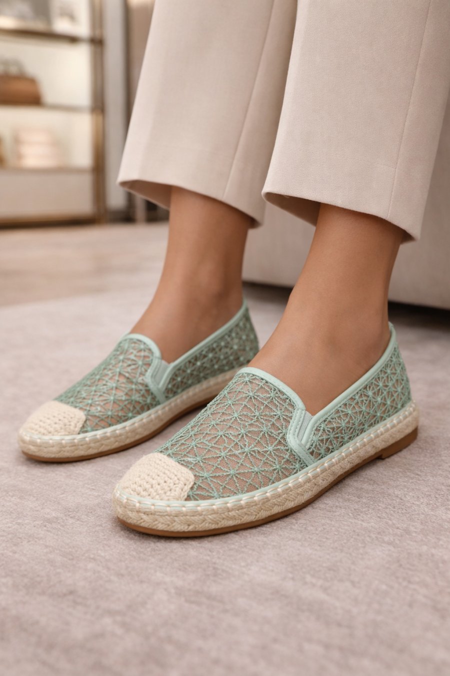 Women Shoes - 05-26