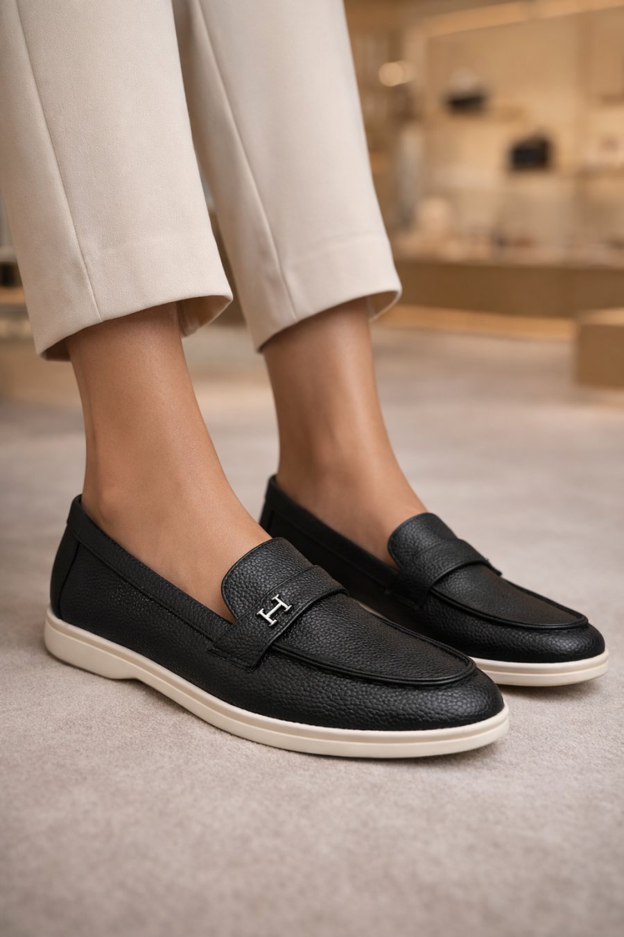 Women Shoes - SOL-100
