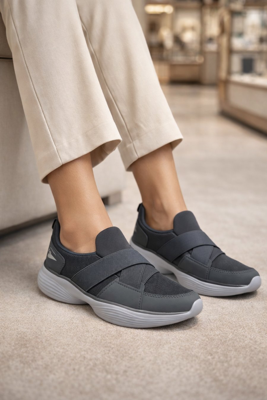 Woman Shoes - LJ-506