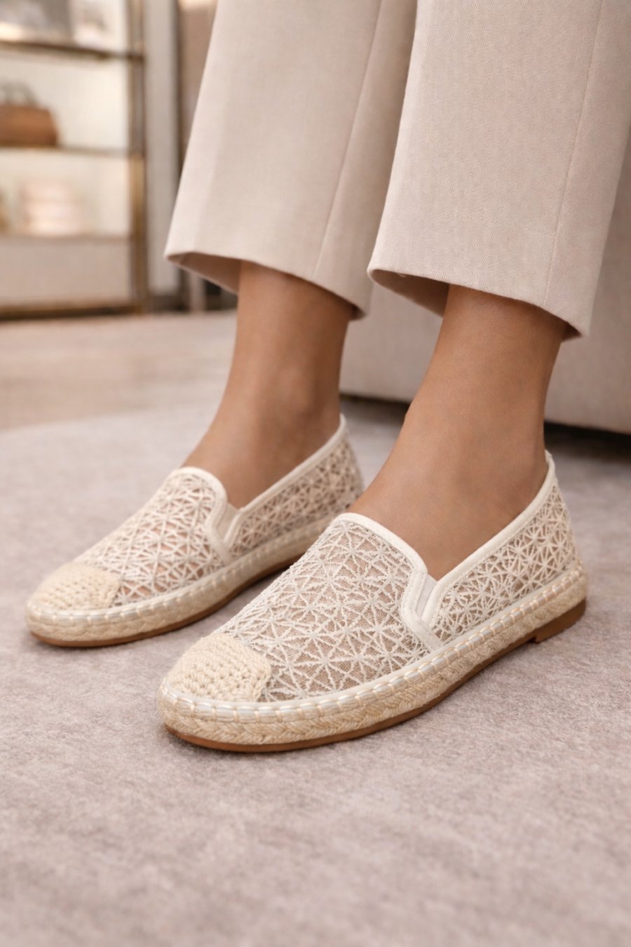 Women Shoes - 05-26